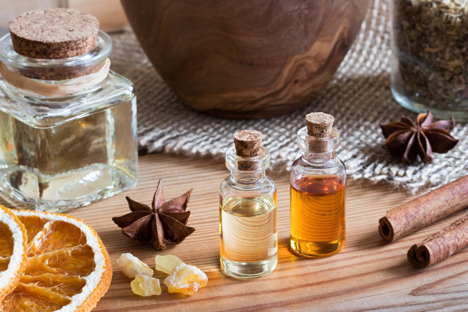 العطور النباتية وأناقة الطبيعة