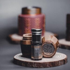 عطور العود