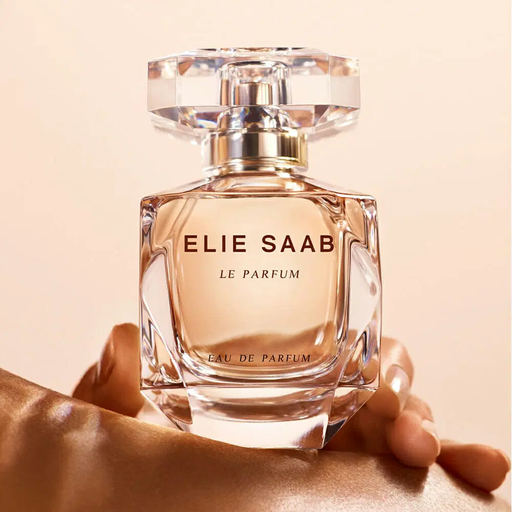 عطر إيلي صعب للنساء