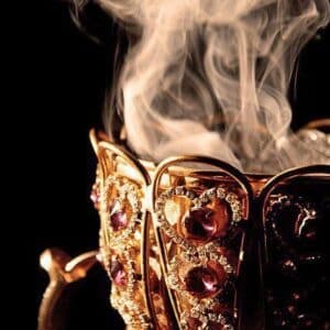 مميزات وفوائد استخدام البخور في الليل