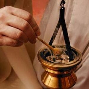 ما هو بخور ماليكا من عطر الشرق؟ وما هى فوائده استخداماته وطريقه تصنيعه؟